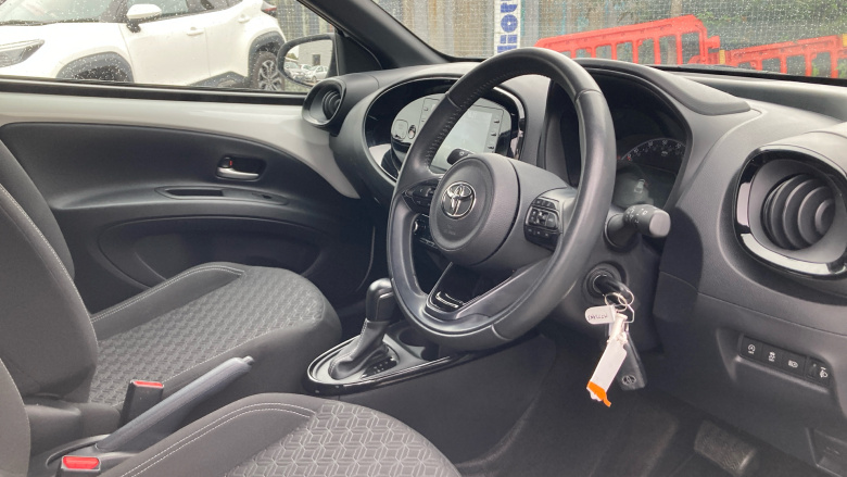 Toyota Aygo X 1.0 VVT-i Edge 5dr Auto Petrol Hatchback